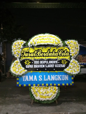 Papan Bunga Duka di Sirets